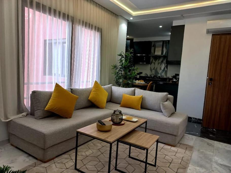 Appartement Cosy Au Coeur De Marrakech Avec Piscine مراكش المظهر الخارجي الصورة