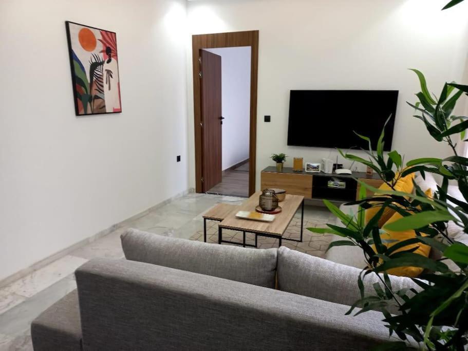 Appartement Cosy Au Coeur De Marrakech Avec Piscine مراكش المظهر الخارجي الصورة