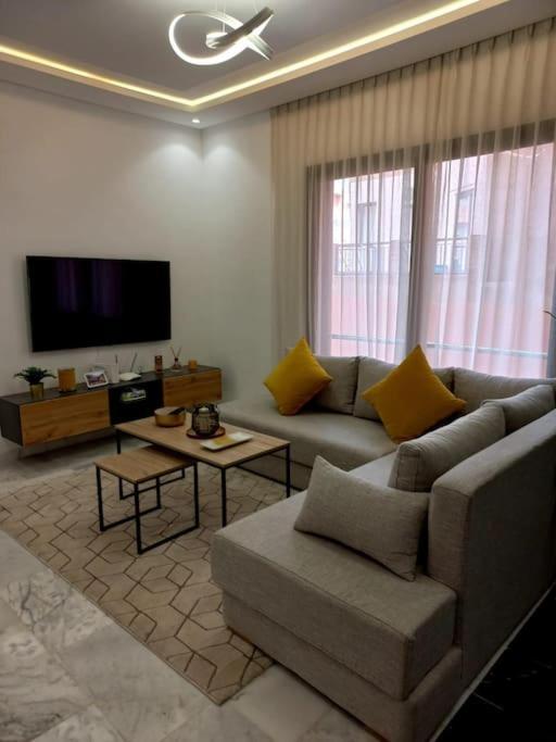 Appartement Cosy Au Coeur De Marrakech Avec Piscine مراكش المظهر الخارجي الصورة
